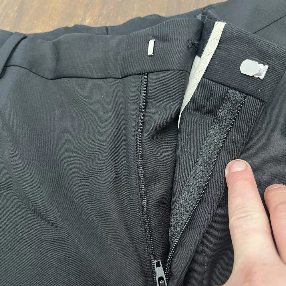 Banana Republic Men's Dress Pants Black 100% Wool Shell Size 33x32 Flat Front
